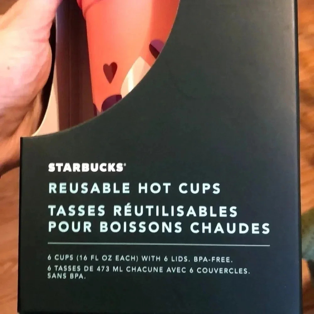 Starbucks 2021 Valentine release of reusable cups - Picture 2 of 5